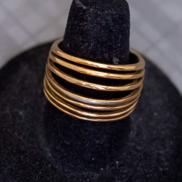 Size 8, Vintage Stainless Steel Gold Tone Multi Band Stylish Ring, G48 - Picture 1 of 4